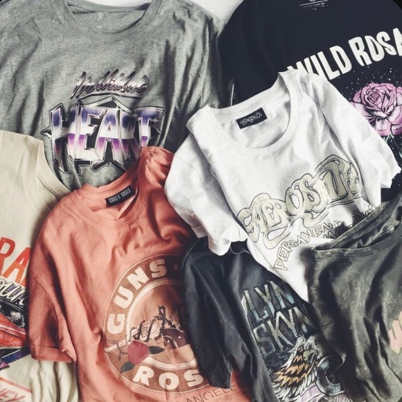 Graphic Crewneck Tees